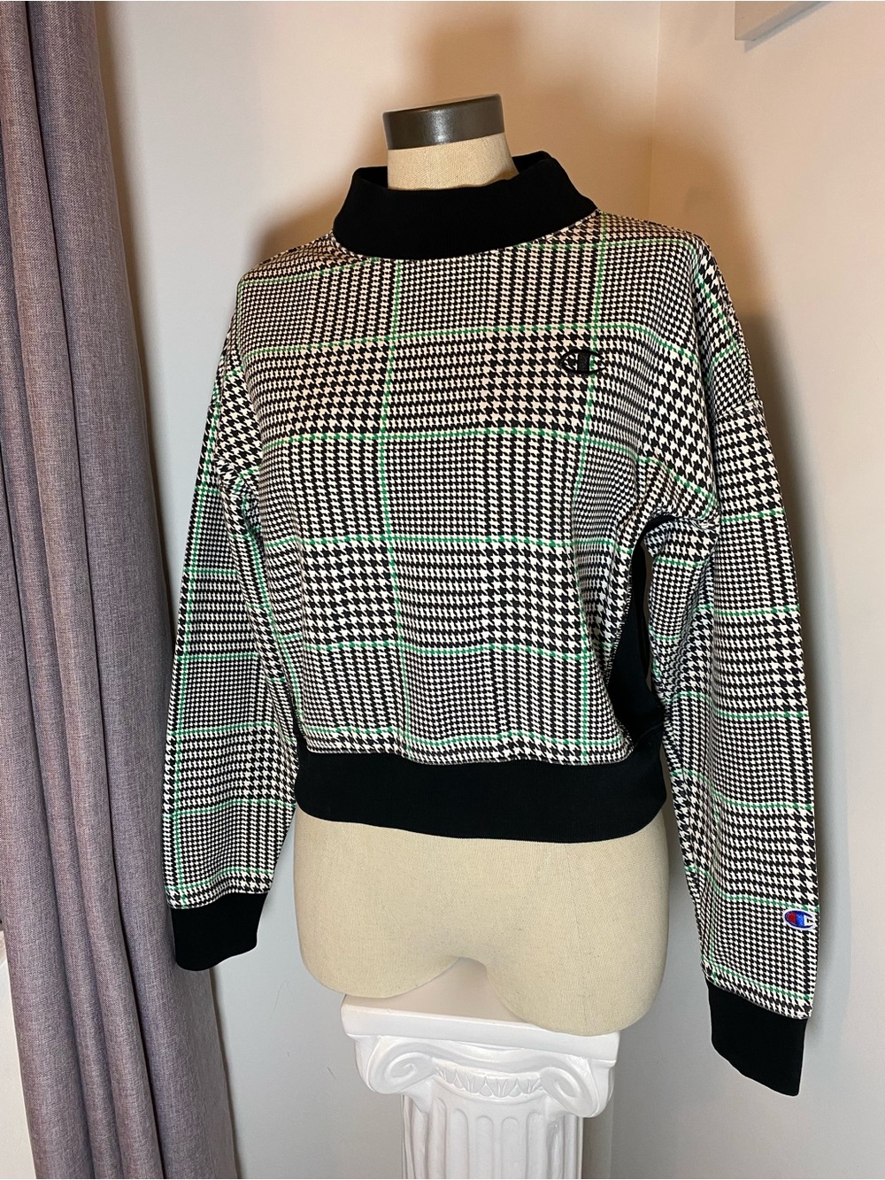 Champion Womens Reverse Weave Mock Neck Crop - Picture 2 of 3